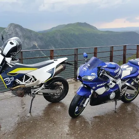 Hotel Le Des Moines Condat (Cantal)