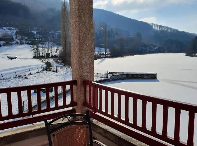 Hotel Le Des Moines Condat (Cantal)