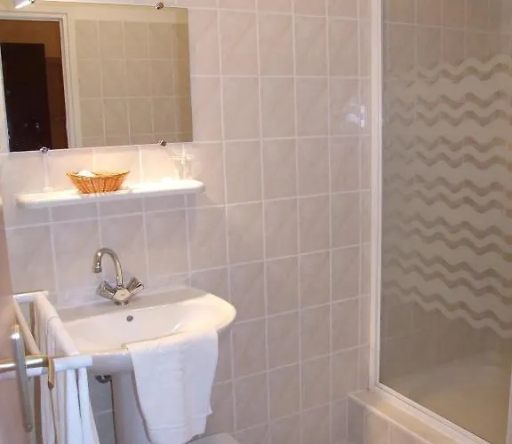 Le Des Moines Hotel Condat (Cantal)