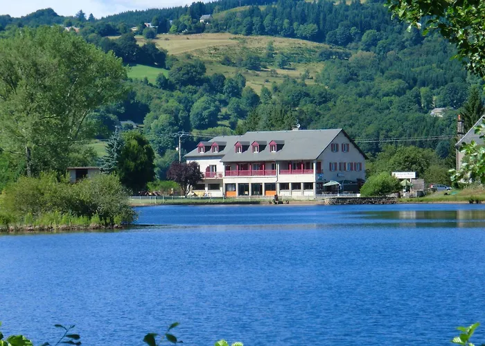 Hotel Le Des Moines Condat (Cantal)