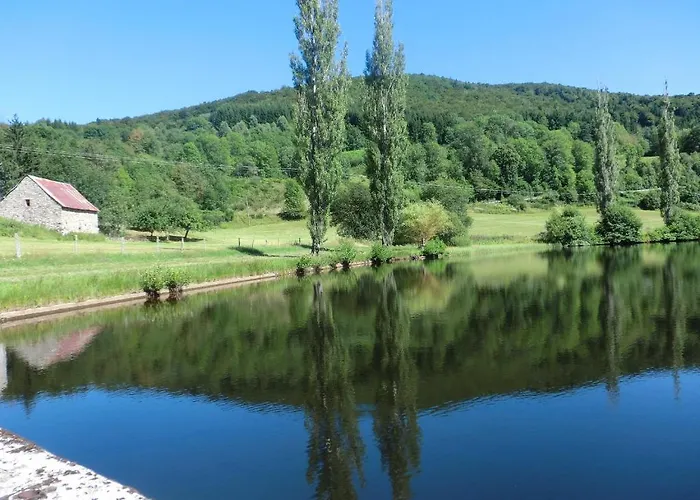 Le Des Moines 2* Condat (Cantal)